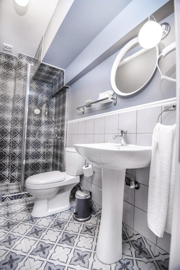 Retro Luxury Rooms Olympiaki Akti Exterior photo