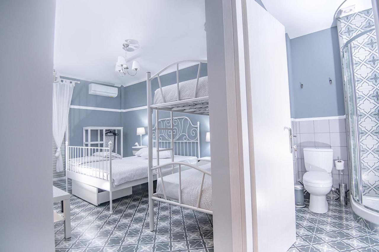 Retro Luxury Rooms Olympiaki Akti Exterior photo