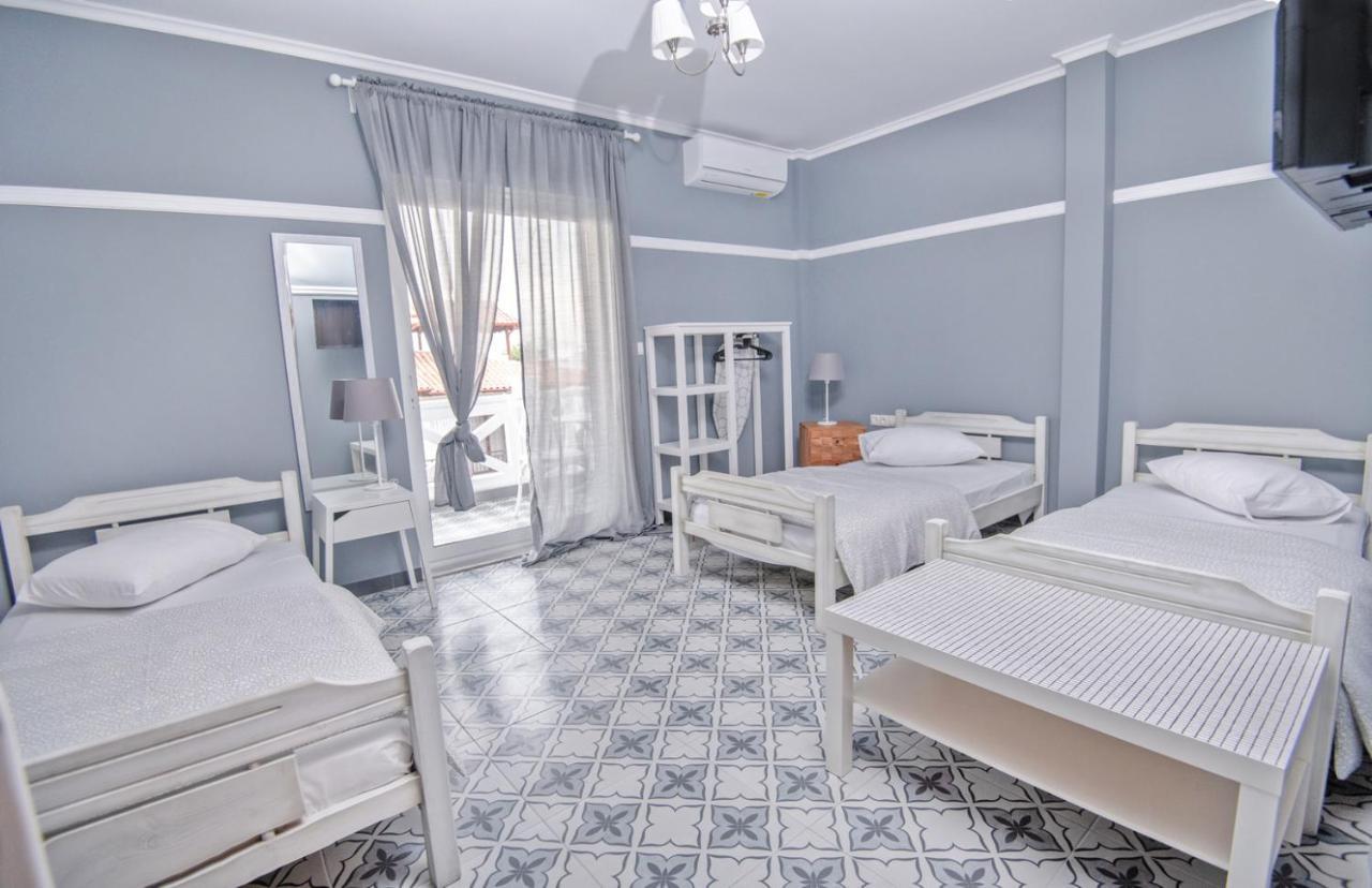 Retro Luxury Rooms Olympiaki Akti Exterior photo