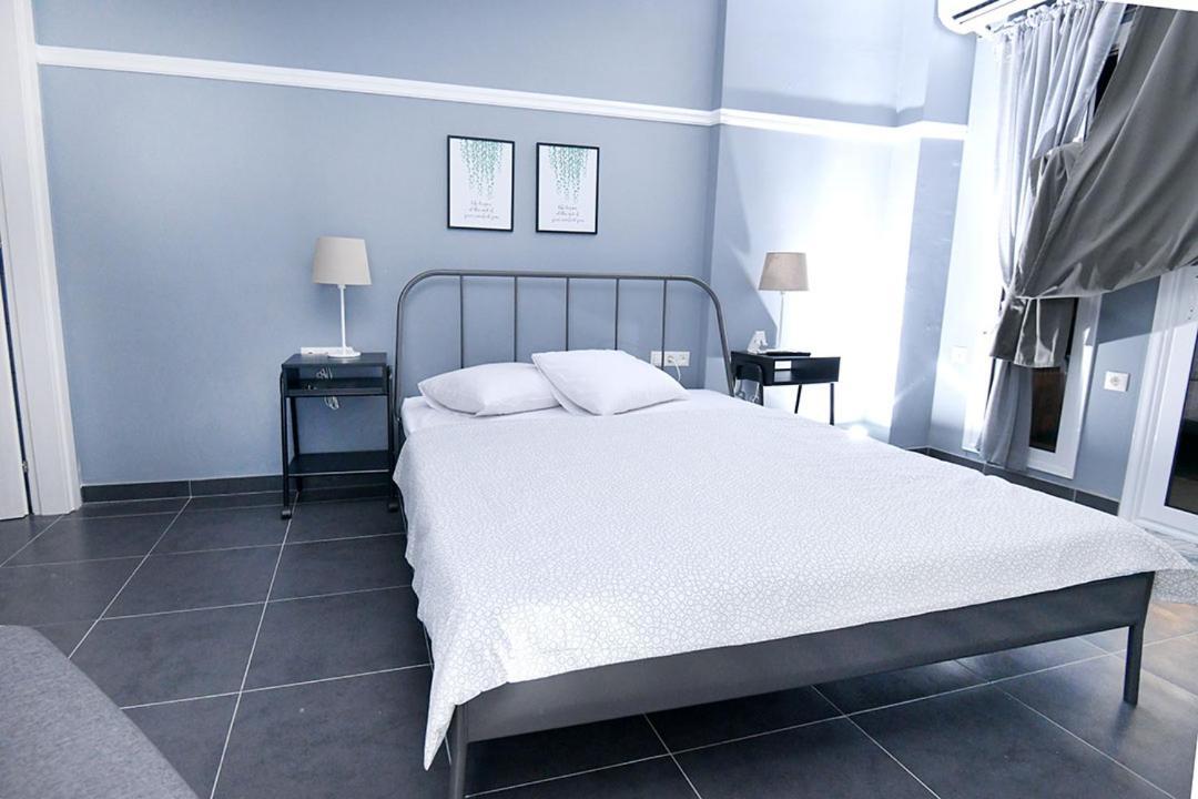 Retro Luxury Rooms Olympiaki Akti Exterior photo