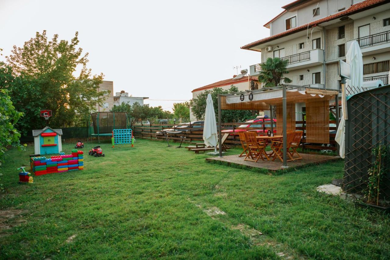 Retro Luxury Rooms Olympiaki Akti Exterior photo